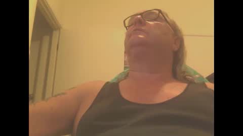 Snapshot of knobout chatting on 01/02/25, 12:55 knobout online show from 01/02/25, 12:55