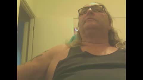 Snapshot of knobout chatting on 01/19/25, 08:29 knobout online show from 01/19/25, 08:29