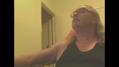 Snapshot of knobout chatting on 09/14/25, 09:08 knobout online show from 09/14/25, 09:08