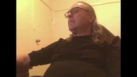 knobout online show from 06/03/26, 10:07