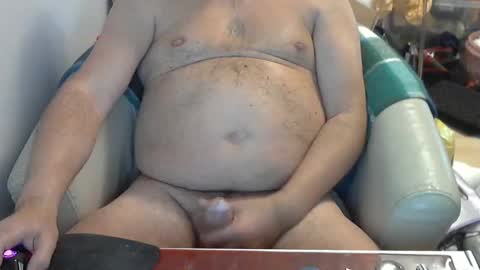 Snapshot of knurtc30 chatting on 02/08/25, 11:33 knurtc30 online show from 02/08/25, 11:33