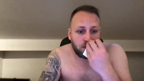 hugo online show from 12/25/24, 11:43