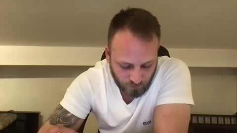 hugo online show from 01/27/25, 05:58