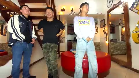 kobayaske online show from 02/05/25, 12:10