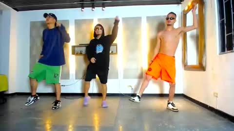 kobayaske online show from 02/11/26, 02:49