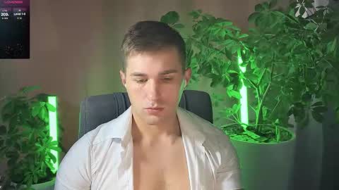 Snapshot of kochka25 chatting on 03/12/25, 08:41 Sweet boy online show from 03/12/25, 08:41