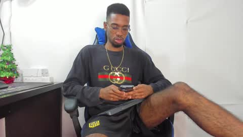 kofi online show from 12/11/24, 12:23