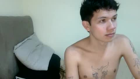 Snapshot of koiseraphin chatting on 05/12/26, 02:08 Jacob and Victoria online show from 05/12/26, 02:08