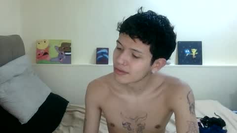 Snapshot of koiseraphin chatting on 06/02/26, 03:41 Jacob and Victoria online show from 06/02/26, 03:41