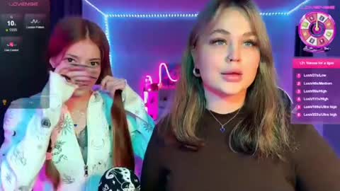 Mia online show from 11/12/25, 06:52