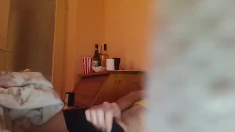 Snapshot of kolioq10 chatting on 03/21/26, 03:15 kolioq10 online show from 03/21/26, 03:15
