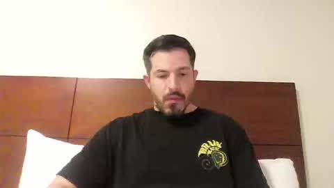 kolombianox online show from 10/17/25, 03:42