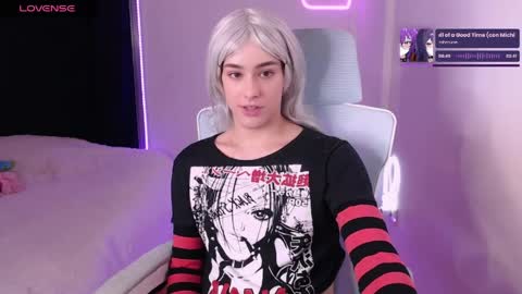 Snapshot of koneko_nya chatting on 06/05/26, 09:20 Riley online show from 06/05/26, 09:20