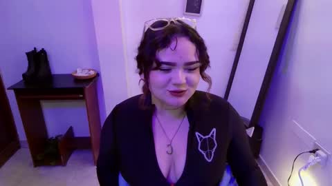 camila online show from 02/24/26, 04:54