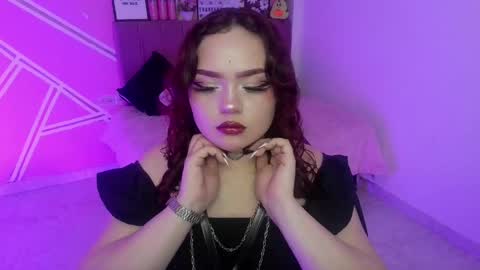 camila online show from 04/22/26, 04:26