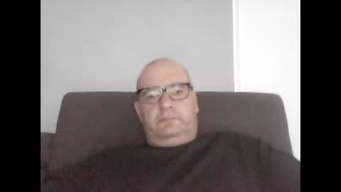 Snapshot of konsty17 chatting on 02/15/26, 10:28 konsty17 online show from 02/15/26, 10:28