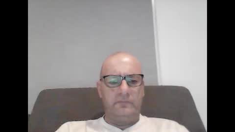 Snapshot of konsty17 chatting on 03/01/26, 09:50 konsty17 online show from 03/01/26, 09:50