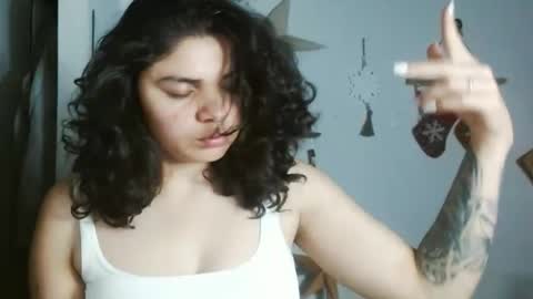 Karoll online show from 12/23/25, 03:37