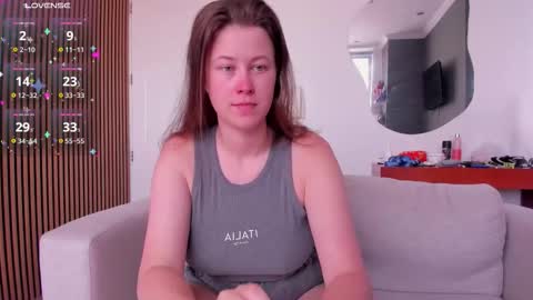 Snapshot of kortney_williams chatting on 12/01/25, 01:49 Twiix online show from 12/01/25, 01:49