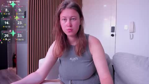 Snapshot of kortney_williams chatting on 12/04/25, 08:17 Twiix online show from 12/04/25, 08:17