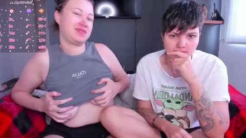 Snapshot of kortney_williams chatting on 02/07/26, 03:49 Twiix online show from 02/07/26, 03:49