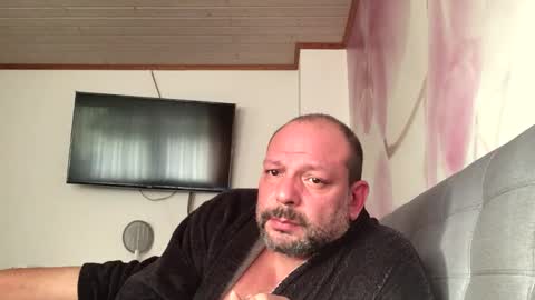 Kosta online show from 12/05/24, 01:38