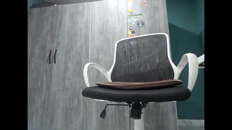 Koto Bombon online show from 03/10/25, 06:05