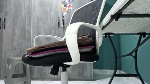 Koto Bombon online show from 04/20/26, 06:31