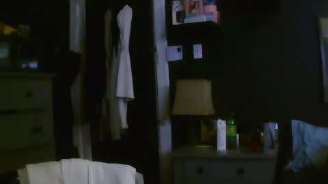 koululier23 online show from 03/06/25, 06:19