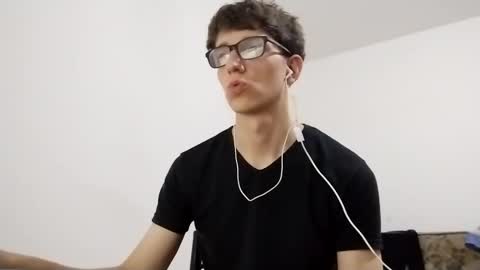 Facu online show from 01/05/25, 09:03