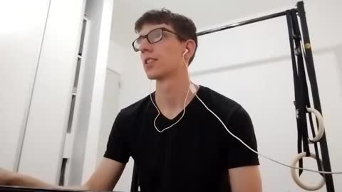 Facu online show from 11/22/25, 06:40