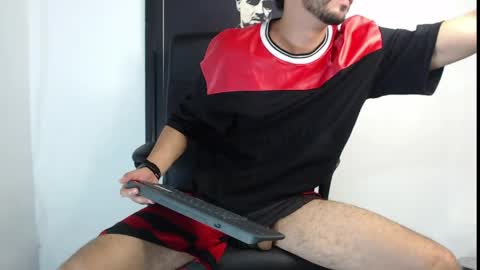 Snapshot of kratoswolf chatting on 05/20/26, 06:47 kratoswolf online show from 05/20/26, 06:47
