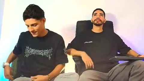 kratoswolf online show from 07/10/26, 04:09