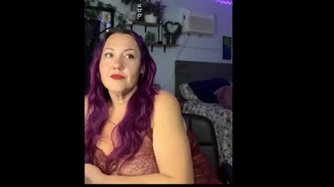 Snapshot of kreamyk420 chatting on 01/18/26, 12:42 kreamyk420 online show from 01/18/26, 12:42