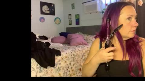 Snapshot of kreamyk420 chatting on 02/07/26, 06:22 kreamyk420 online show from 02/07/26, 06:22