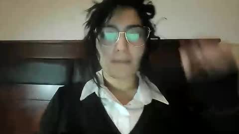 Snapshot of kreepyh0e_ chatting on 06/08/26, 10:21 kreepyh0e_ online show from 06/08/26, 10:21