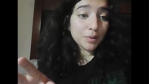 Snapshot of kreepyh0e_ chatting on 06/11/26, 02:53 kreepyh0e_ online show from 06/11/26, 02:53