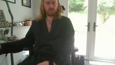 kreestafa182285 online show from 05/10/26, 07:13
