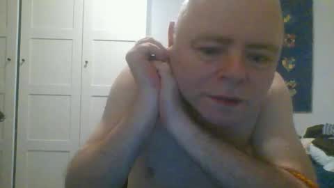 kreolsk34 online show from 10/08/25, 01:25