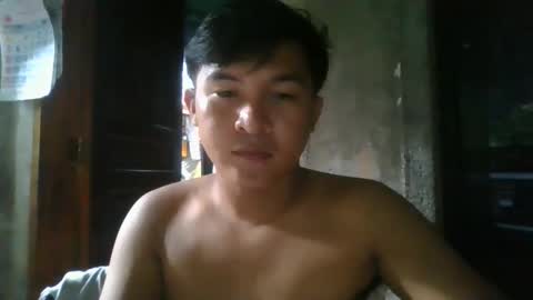 Snapshot of krezikeed chatting on 10/24/25, 07:16 krezikeed online show from 10/24/25, 07:16