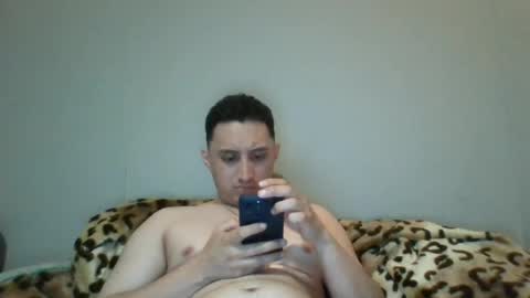 Snapshot of kriisrdz chatting on 06/21/26, 03:53 Cristian online show from 06/21/26, 03:53