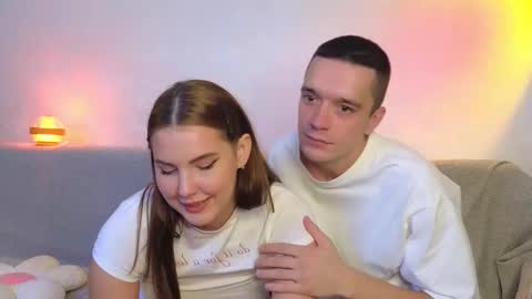 Kris Amelia online show from 09/20/25, 01:34