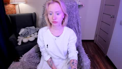 kris_grant online show from 01/20/25, 01:21
