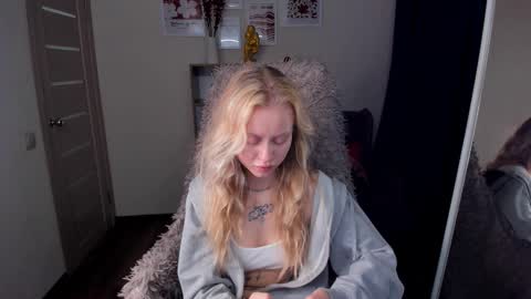 kris_grant online show from 11/29/25, 10:40