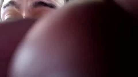 Snapshot of kriscalles260328 chatting on 01/07/25, 08:21 kriscalles260328 online show from 01/07/25, 08:21