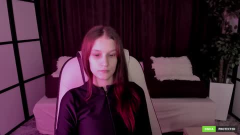 krisdoeil online show from 11/24/25, 09:31