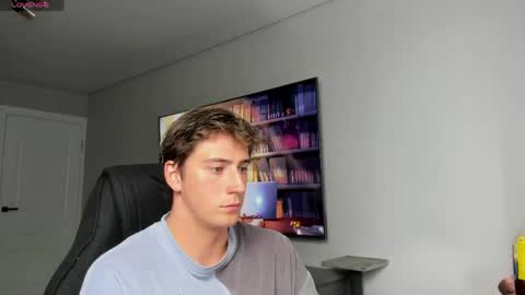 Snapshot of krishort chatting on 05/13/26, 08:34 krishort online show from 05/13/26, 08:34