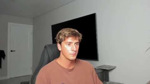 Snapshot of krishort chatting on 07/06/26, 03:03 krishort online show from 07/06/26, 03:03