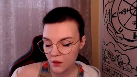 Snapshot of krisneal chatting on 02/28/26, 09:10 krisneal online show from 02/28/26, 09:10