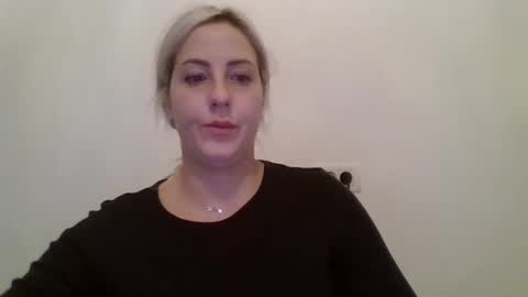 Snapshot of kriss_grace chatting on 10/03/25, 06:38 Grace online show from 10/03/25, 06:38